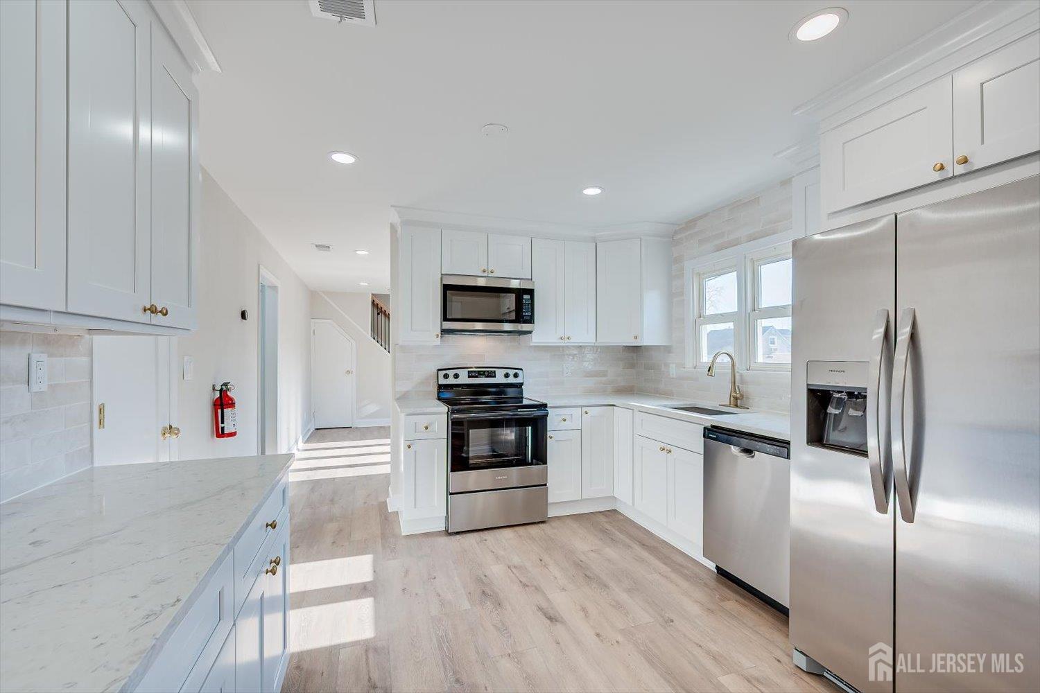 35 Kendall Drive, Sayreville, NJ, 08859 image 17