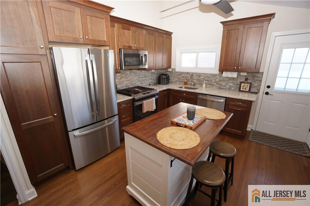 99 Cameo Place, Colonia, NJ, 07067 image 11