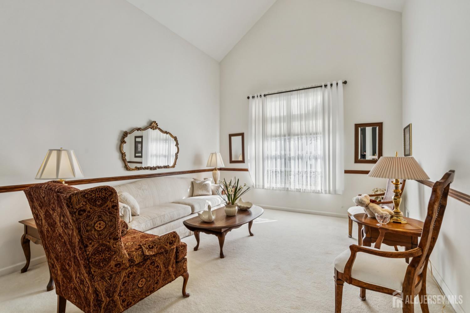 6 Holly Manor Court Image 4