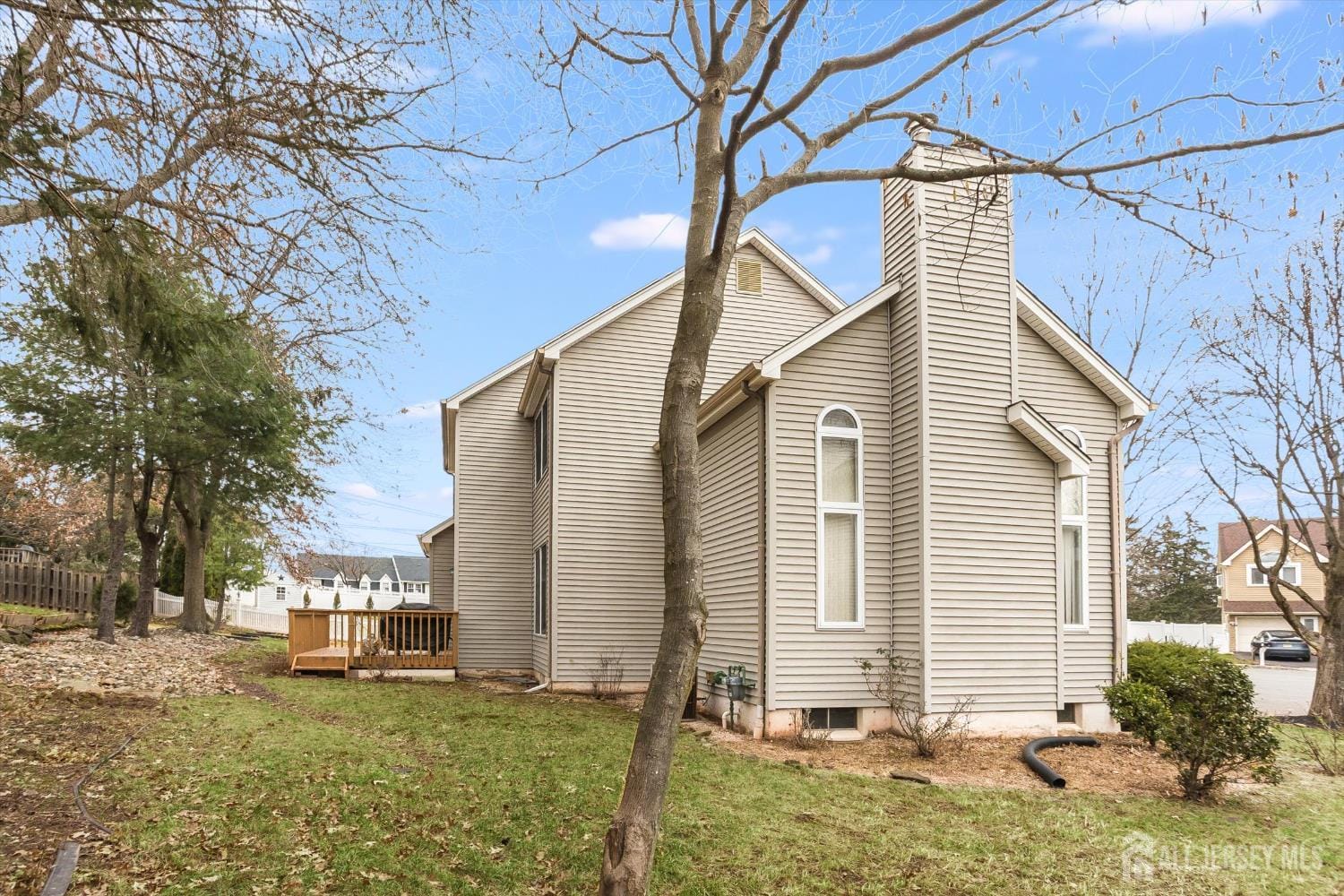 4 Updike Avenue Image 4