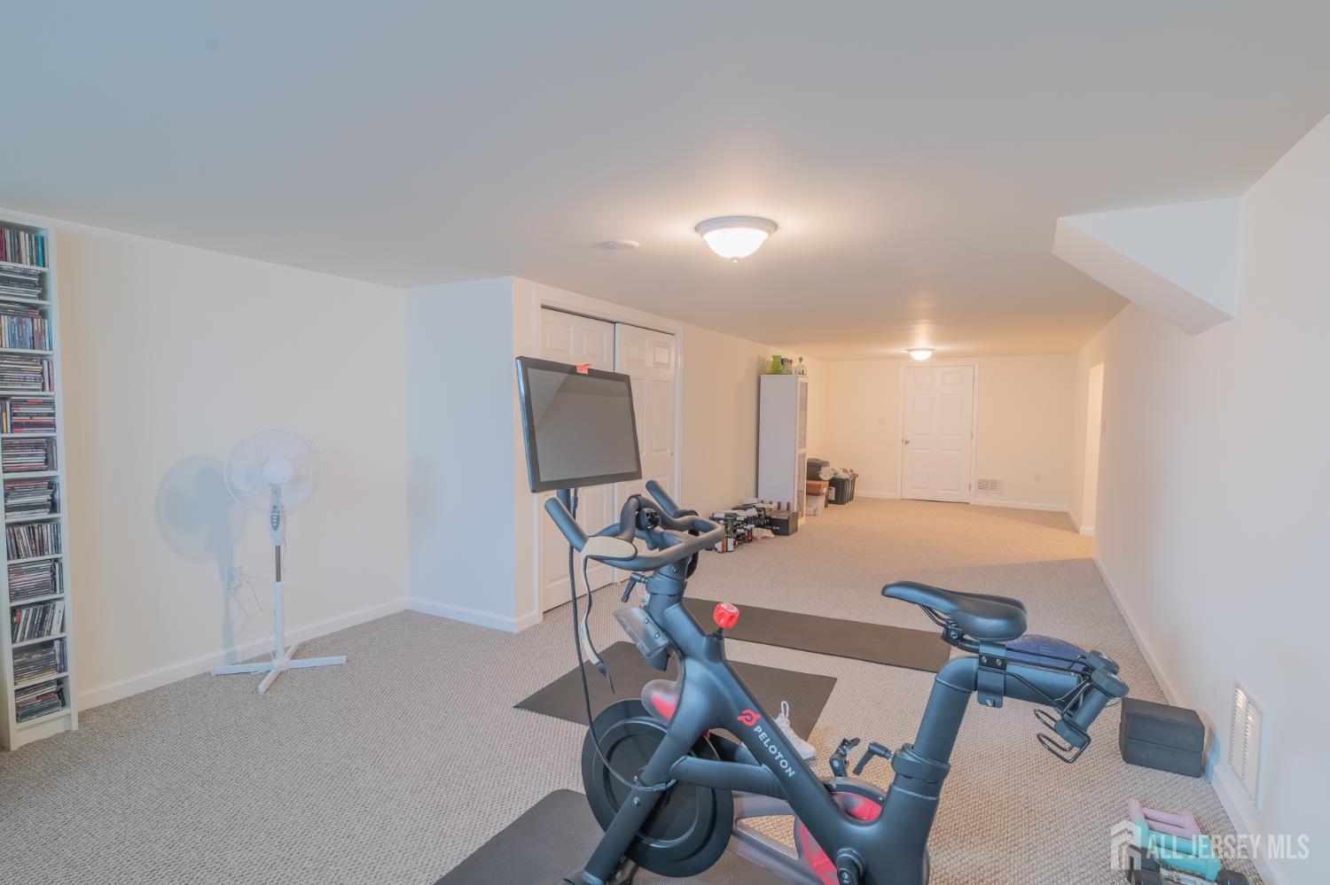 16 Woodland Road, Jamesburg, NJ, 08831 image 51