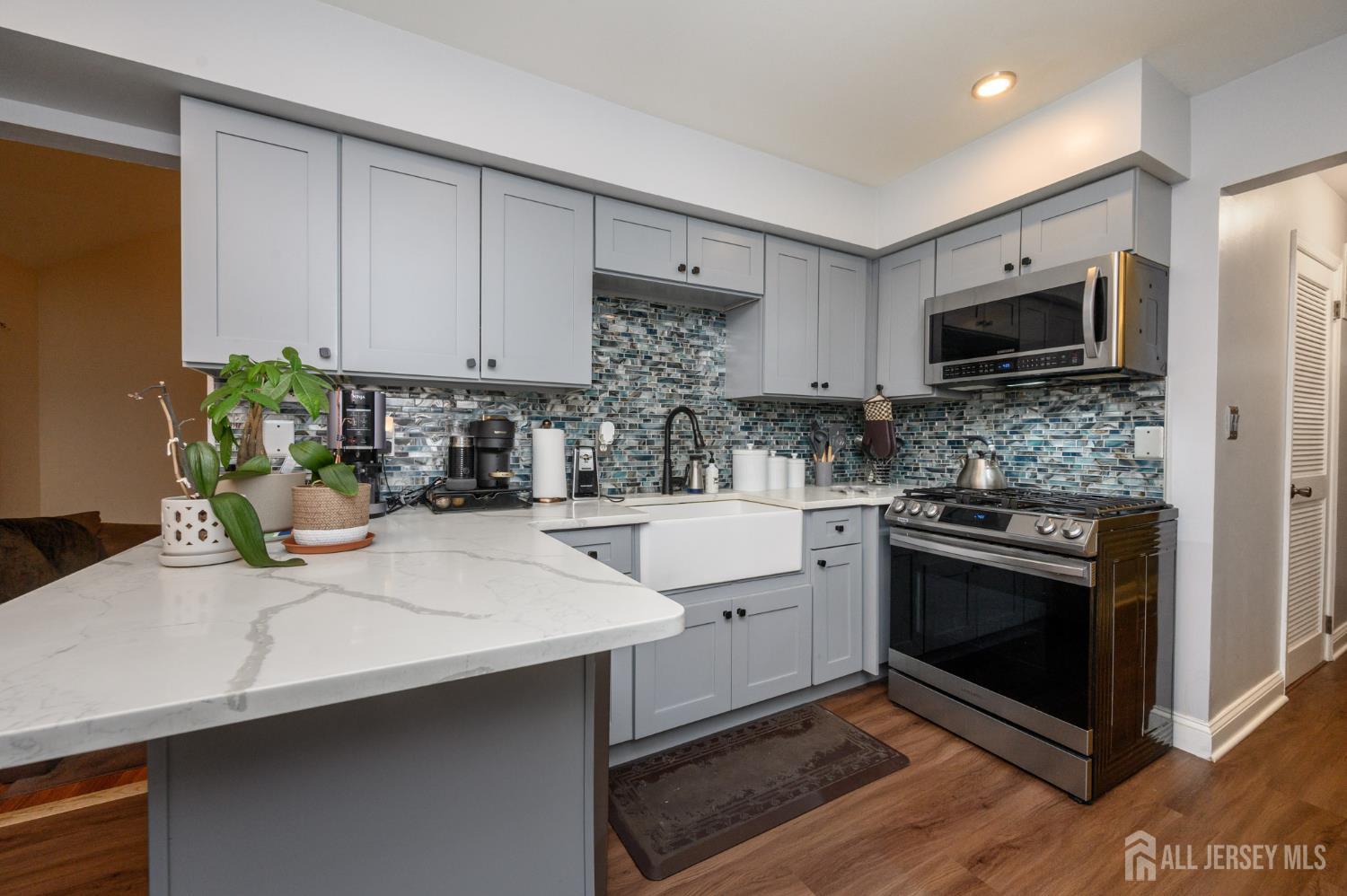 285 Nathan Court, Aberdeen, NJ, 07721 image 11