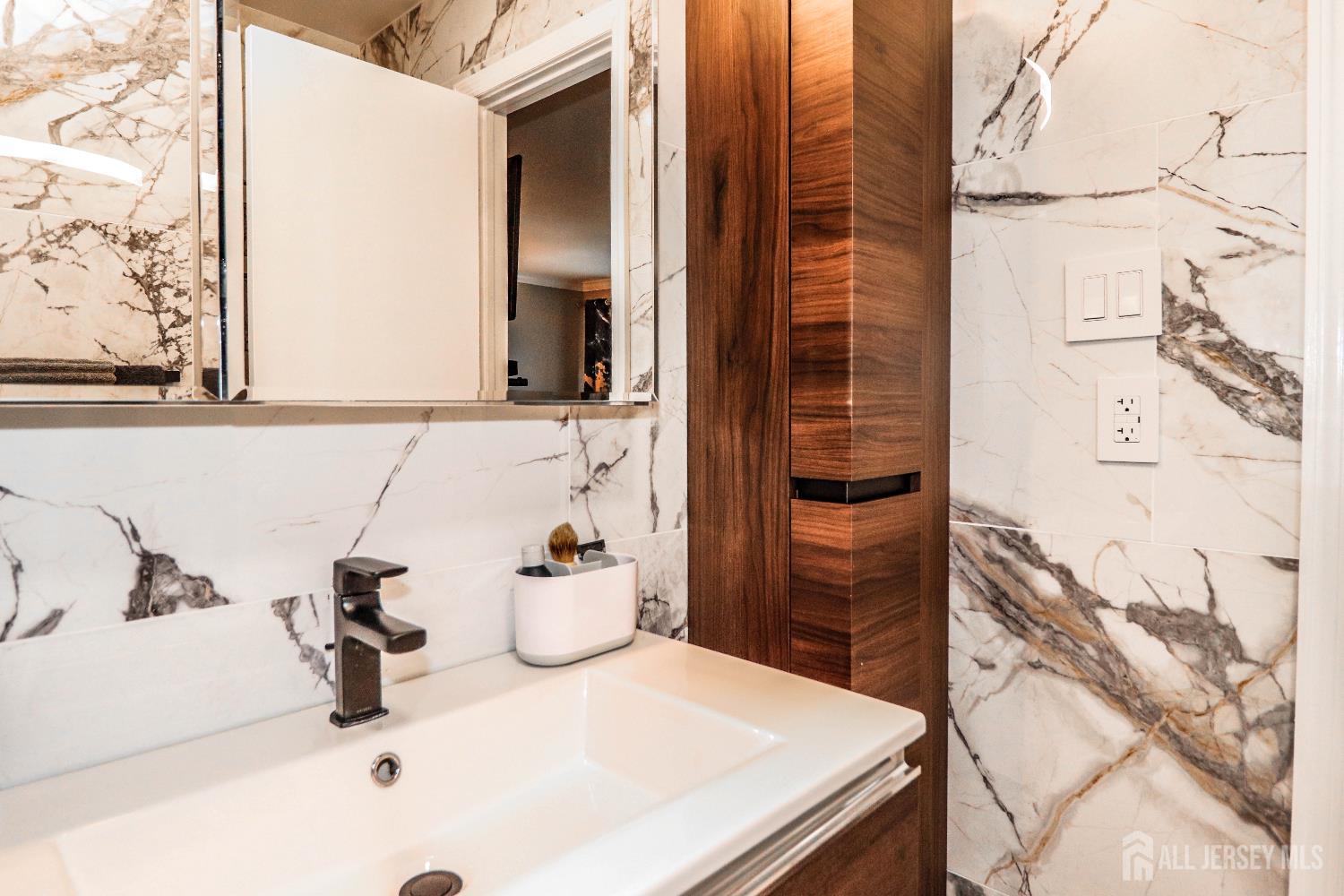 11 Borelle Square, Sayreville, NJ, 08859 image 24