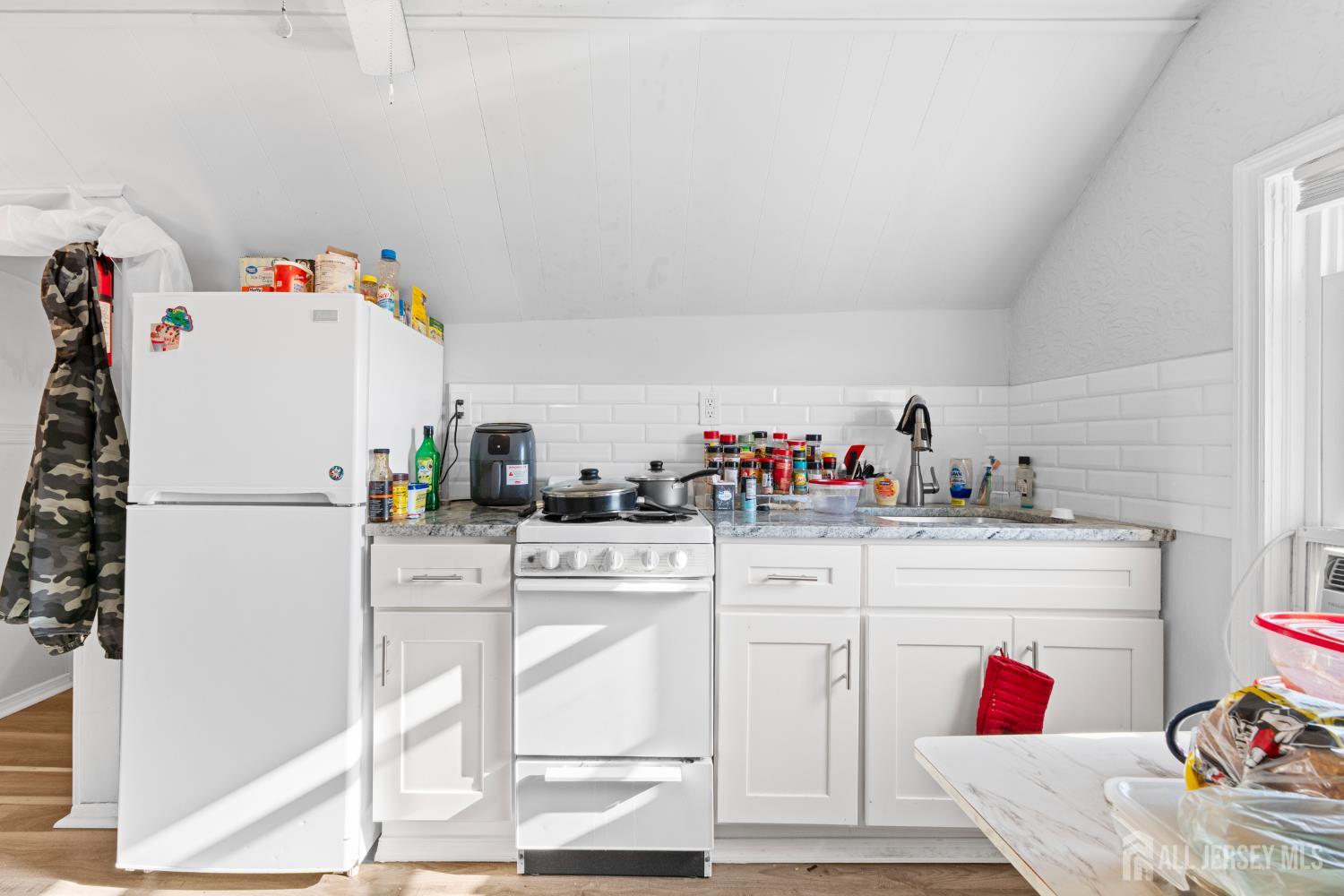 74 Albert Street, Woodbridge Proper, NJ, 07095 image 34