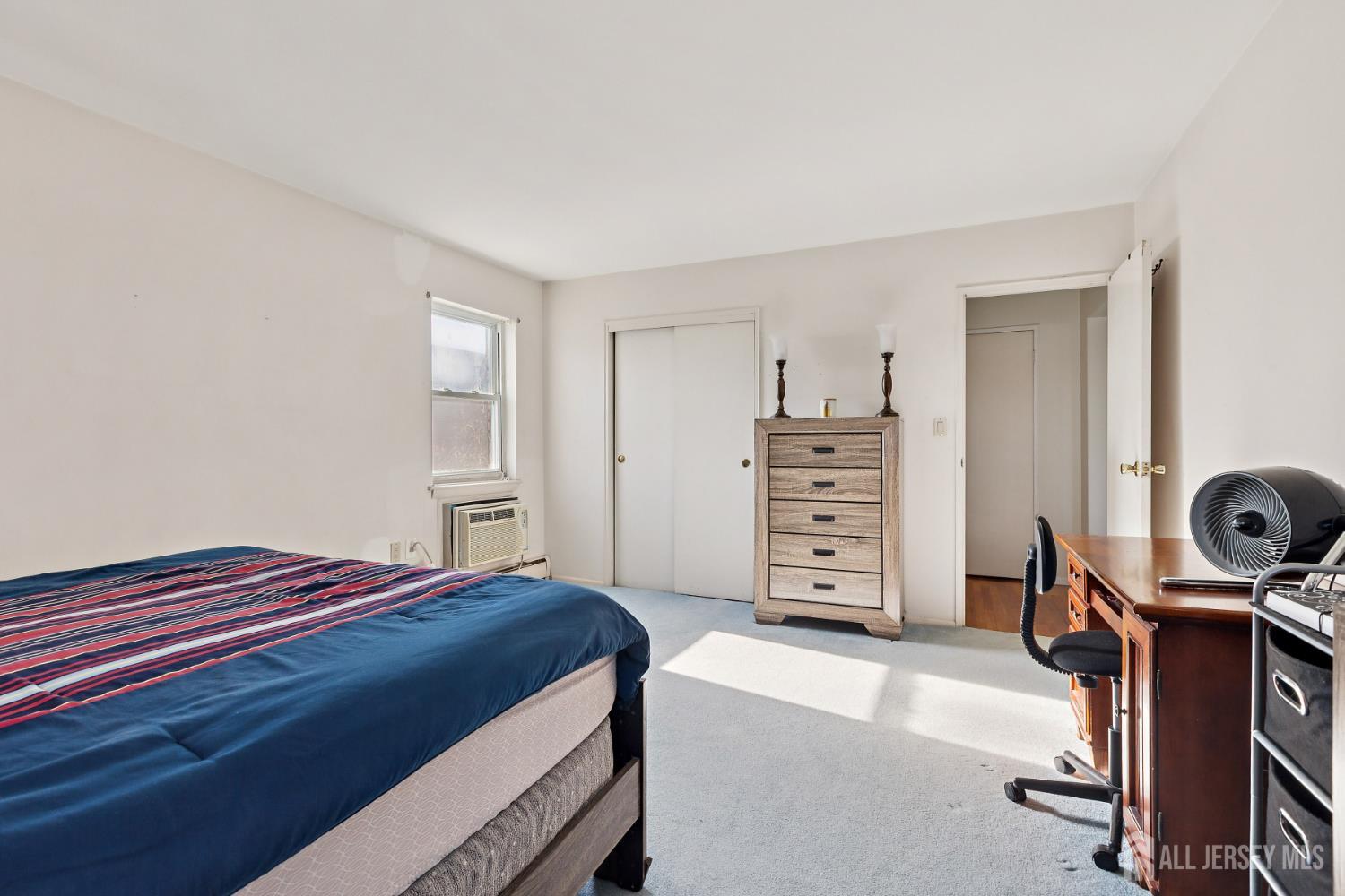 24 Woodedge Avenue A8, Edison, NJ, 08817 image 16