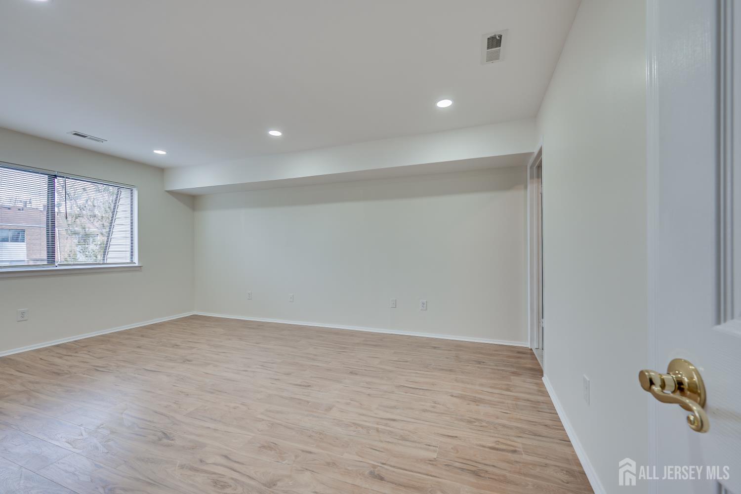 1314 Edison Glen Terrace, Edison, NJ, 08837 image 6