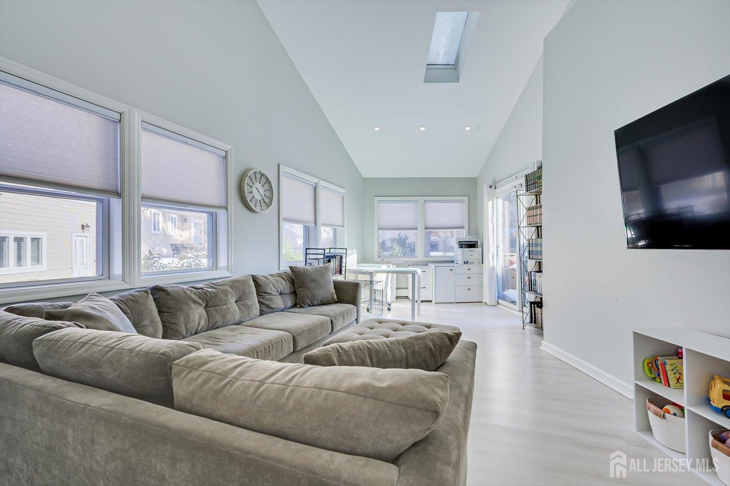 9 Olden Road, Edison, NJ, 08817 image 18