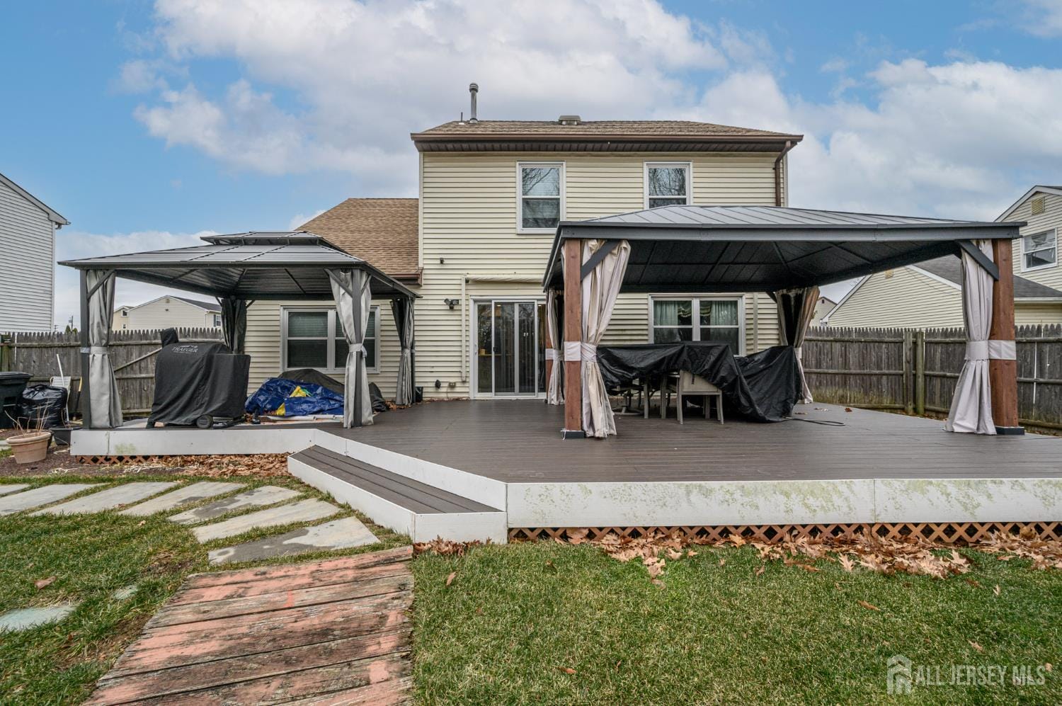 285 Nathan Court, Aberdeen, NJ, 07721 image 29