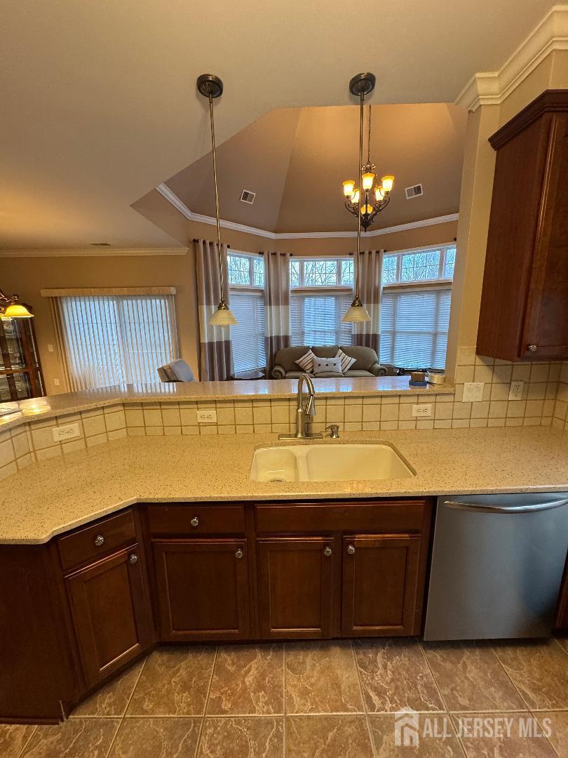 2327 Falston Circle Image 4