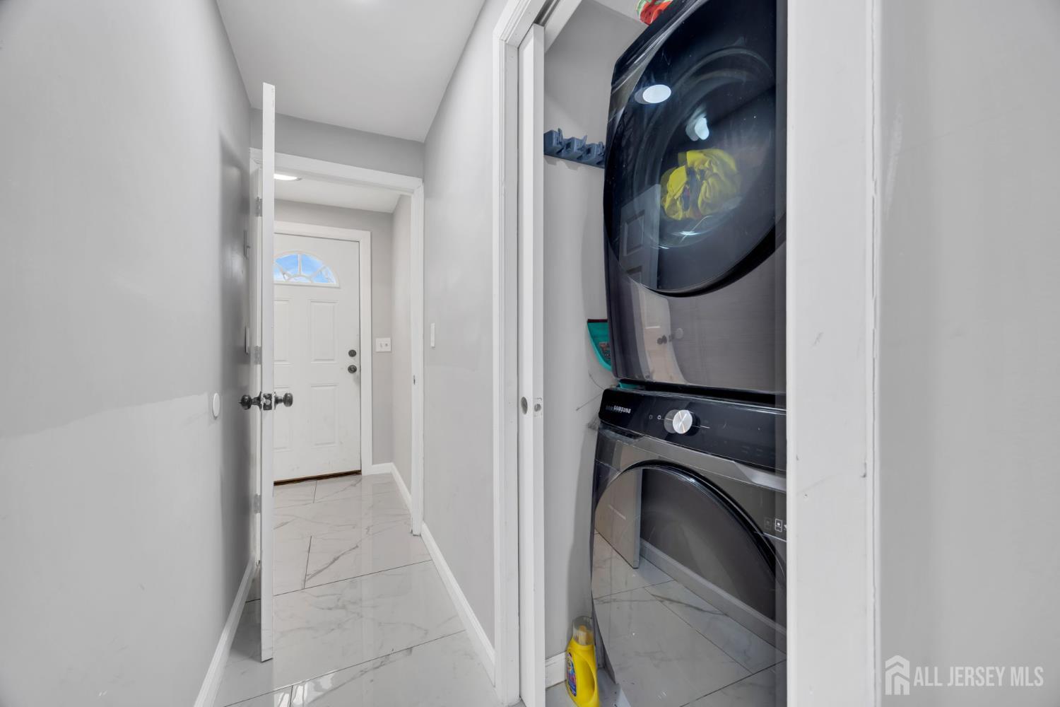 241 Orange Street Image 3