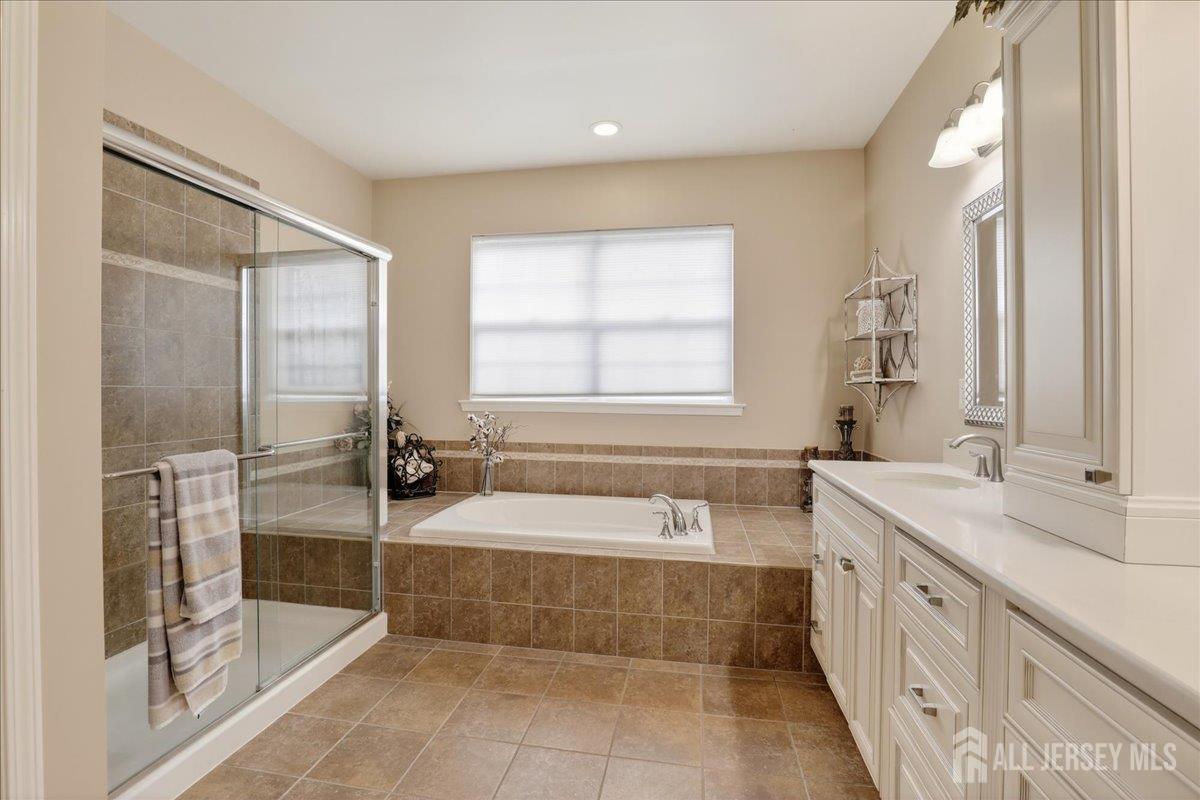 1 Barbour Court, Old Bridge, NJ, 08857 image 24