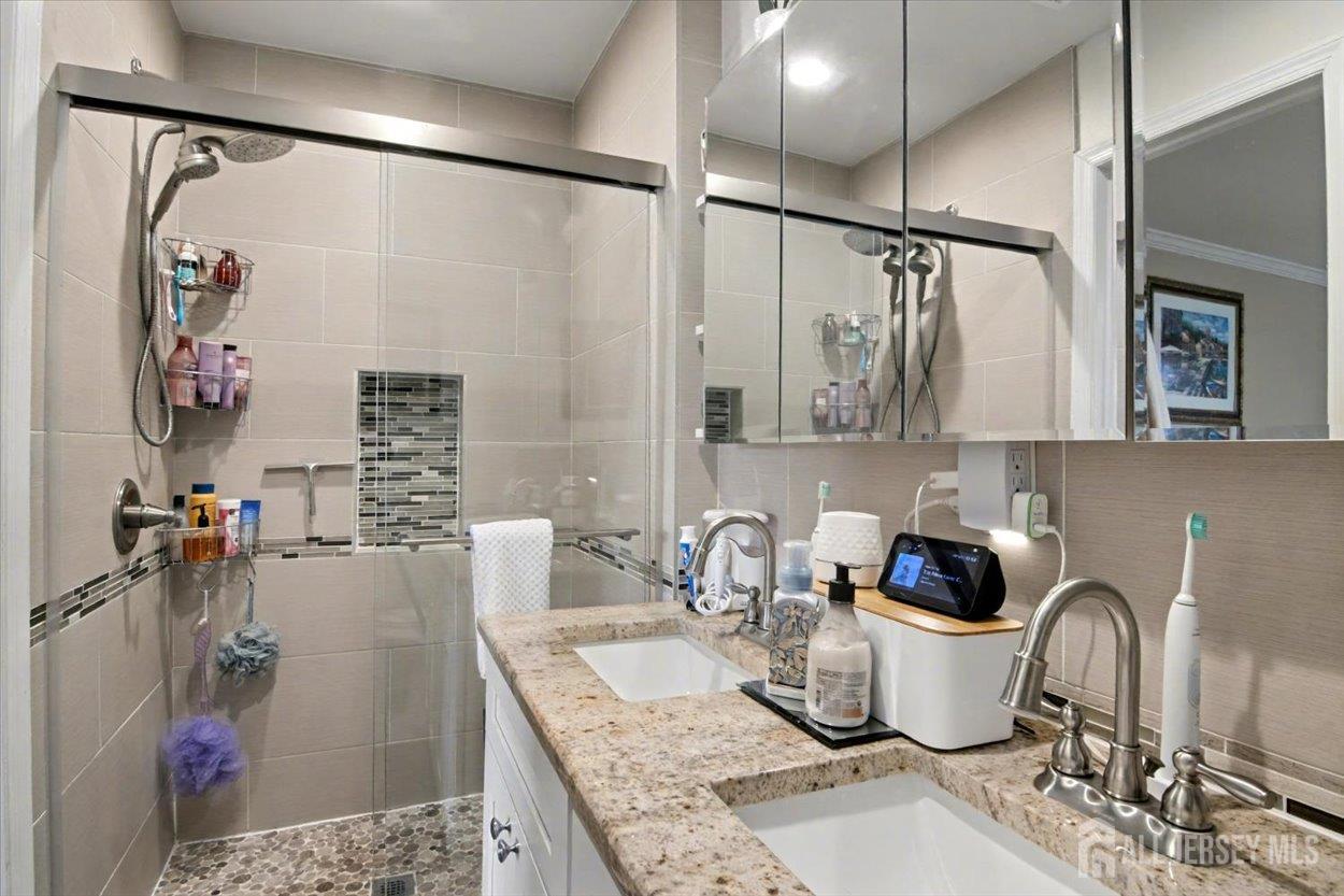 120 Diamond Lane, Old Bridge, NJ, 08857 image 17