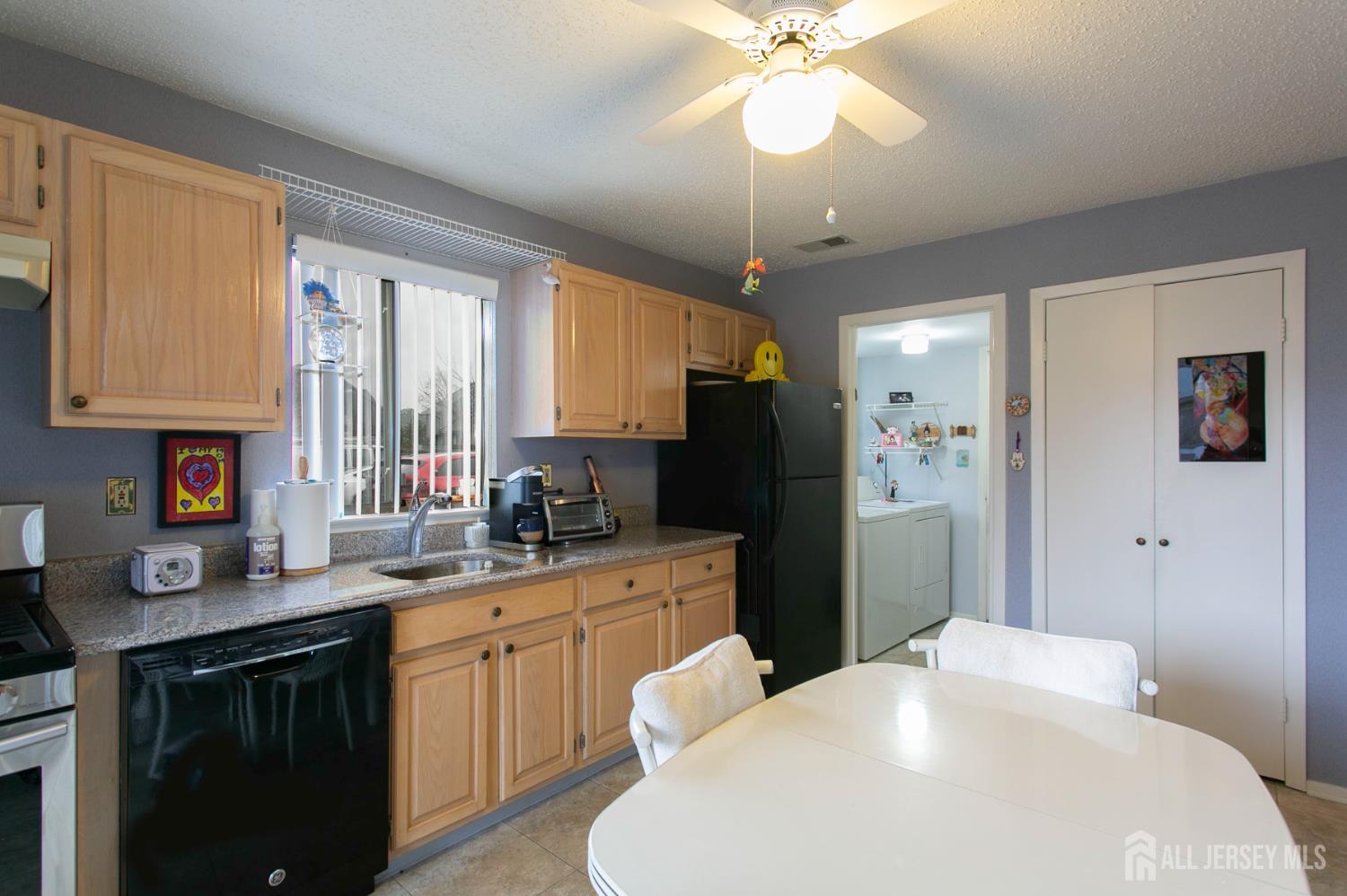 77 Linda Lane, Edison, NJ, 08820 image 8