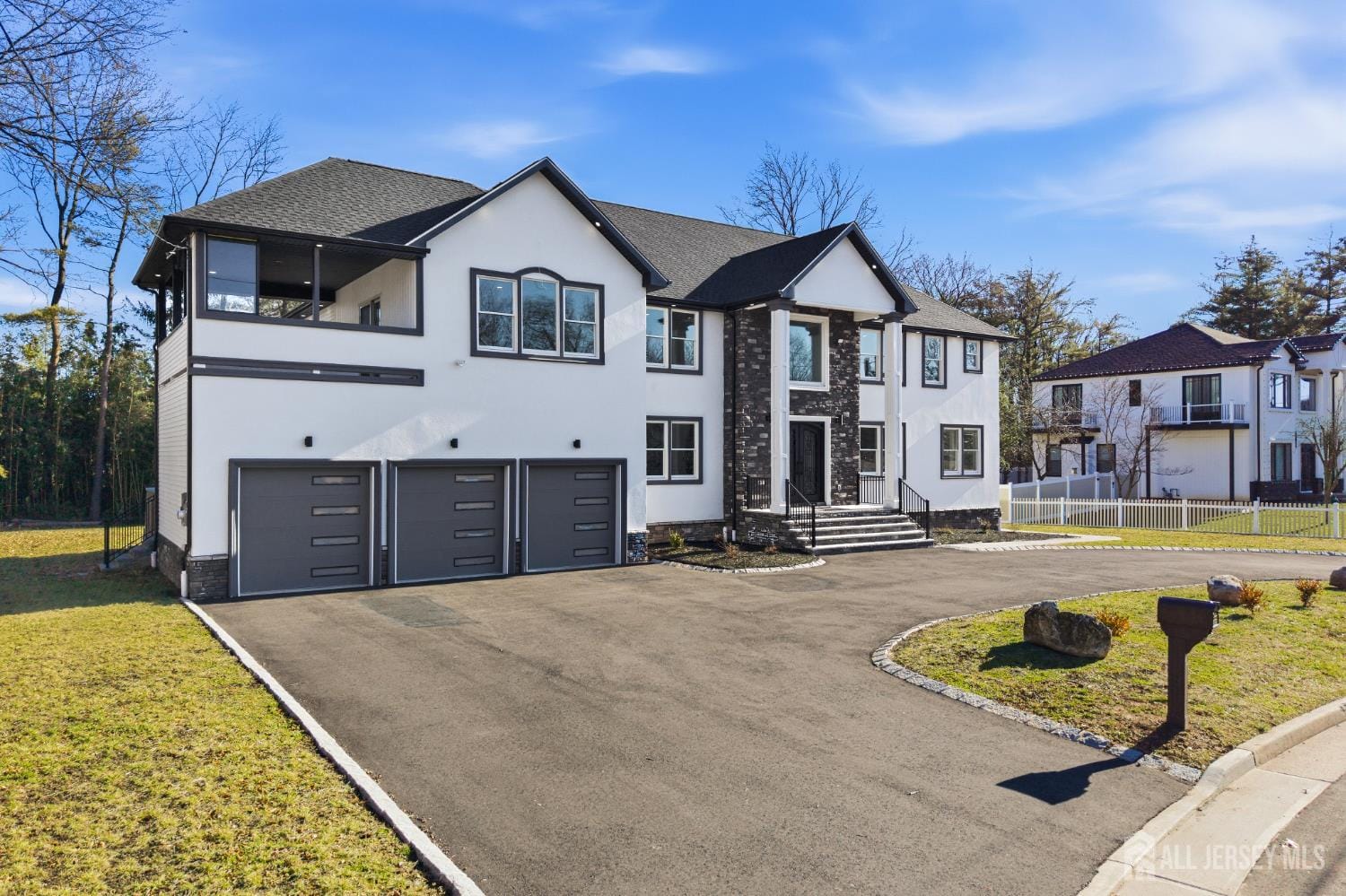 4 Hemlock Drive Image 2