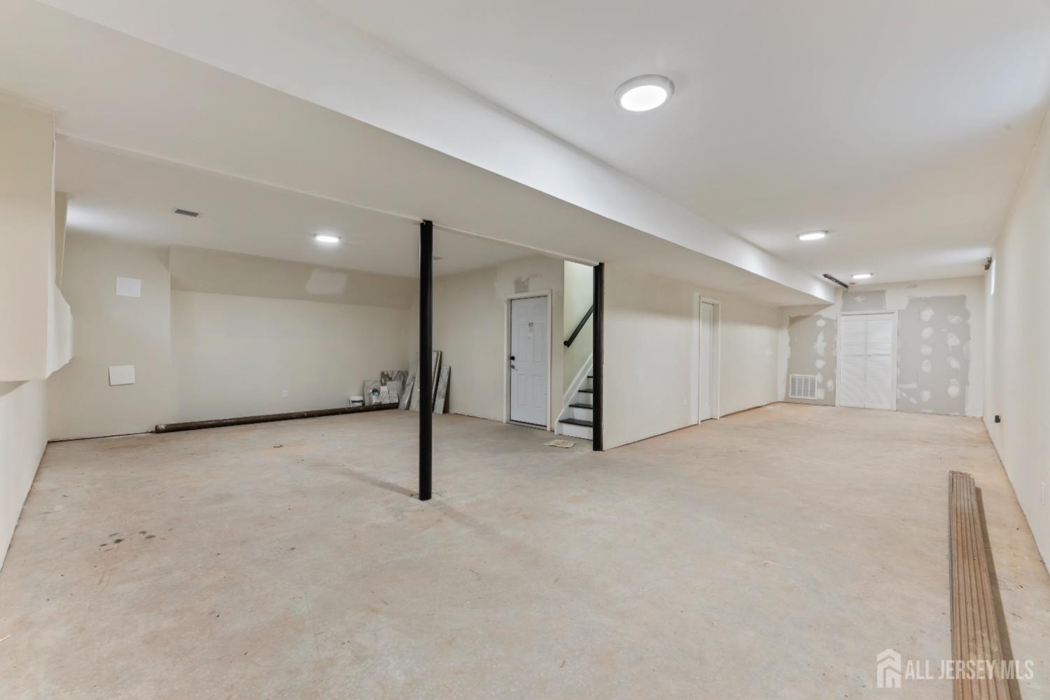 1855 Woodland Avenue, Edison, NJ, 08820 image 39