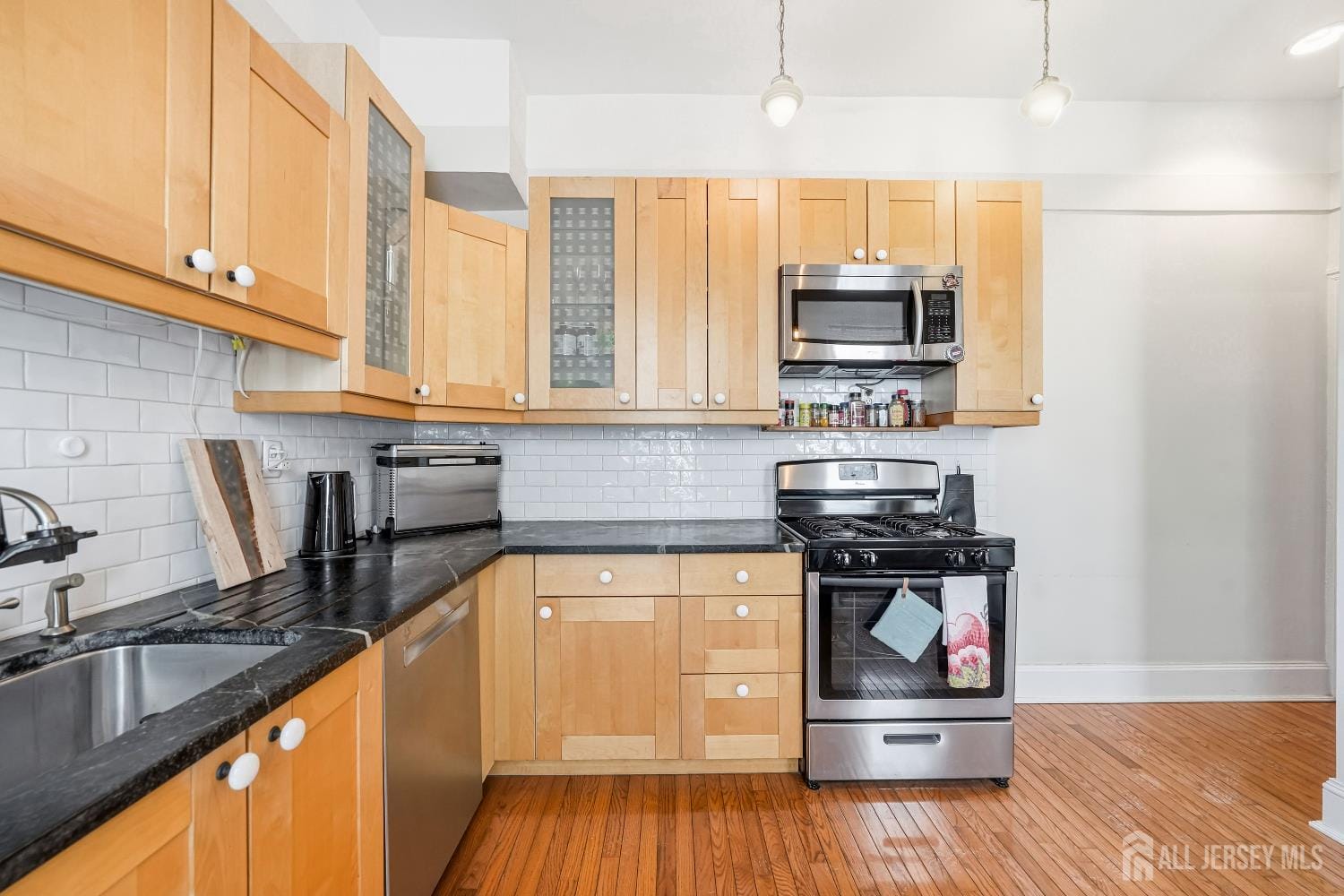 346 E Union Street, Burlington City, NJ, 08016 image 18