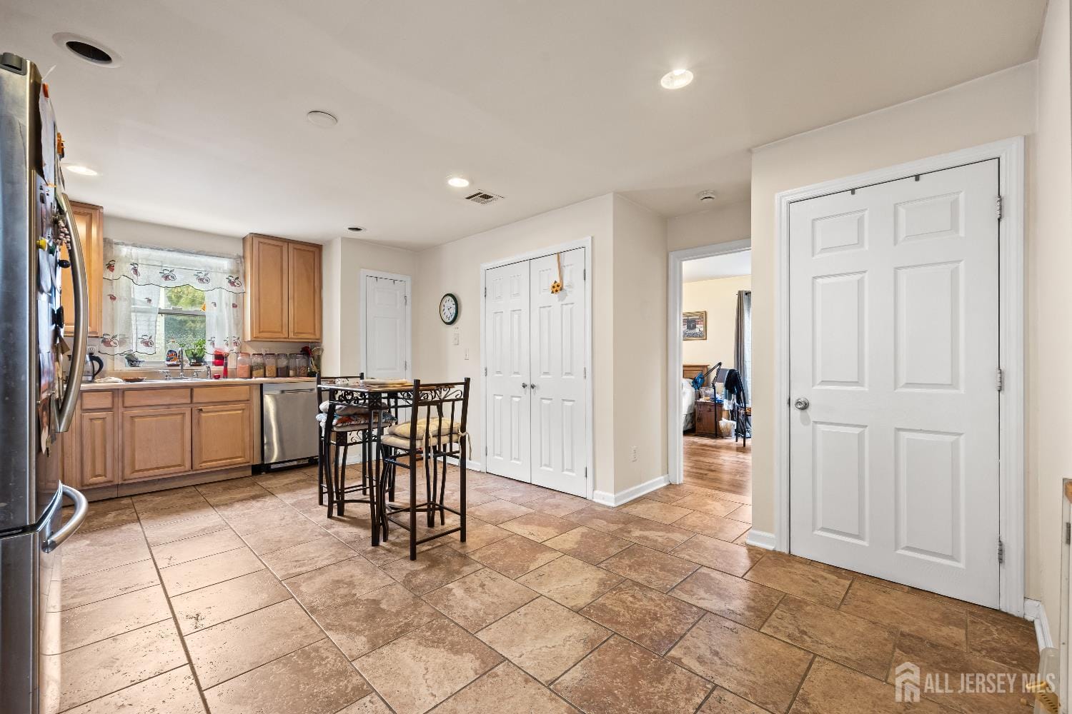 74 Wildwood Avenue, Edison, NJ, 08837 image 9