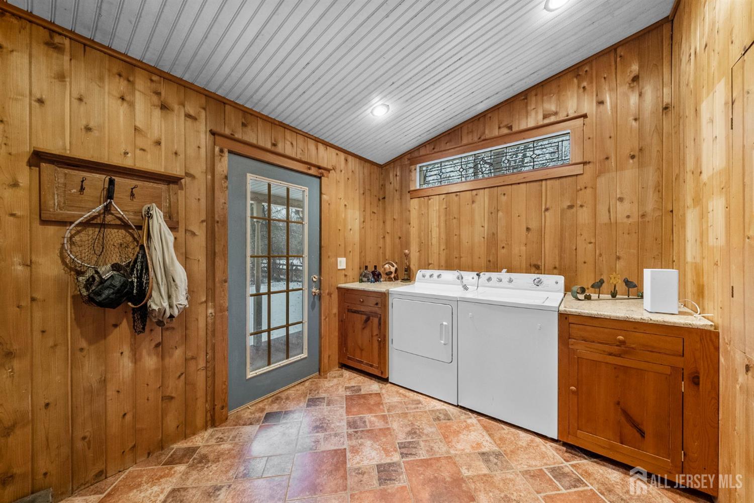 402 Main Street, Manalapan, NJ, 07726 image 23