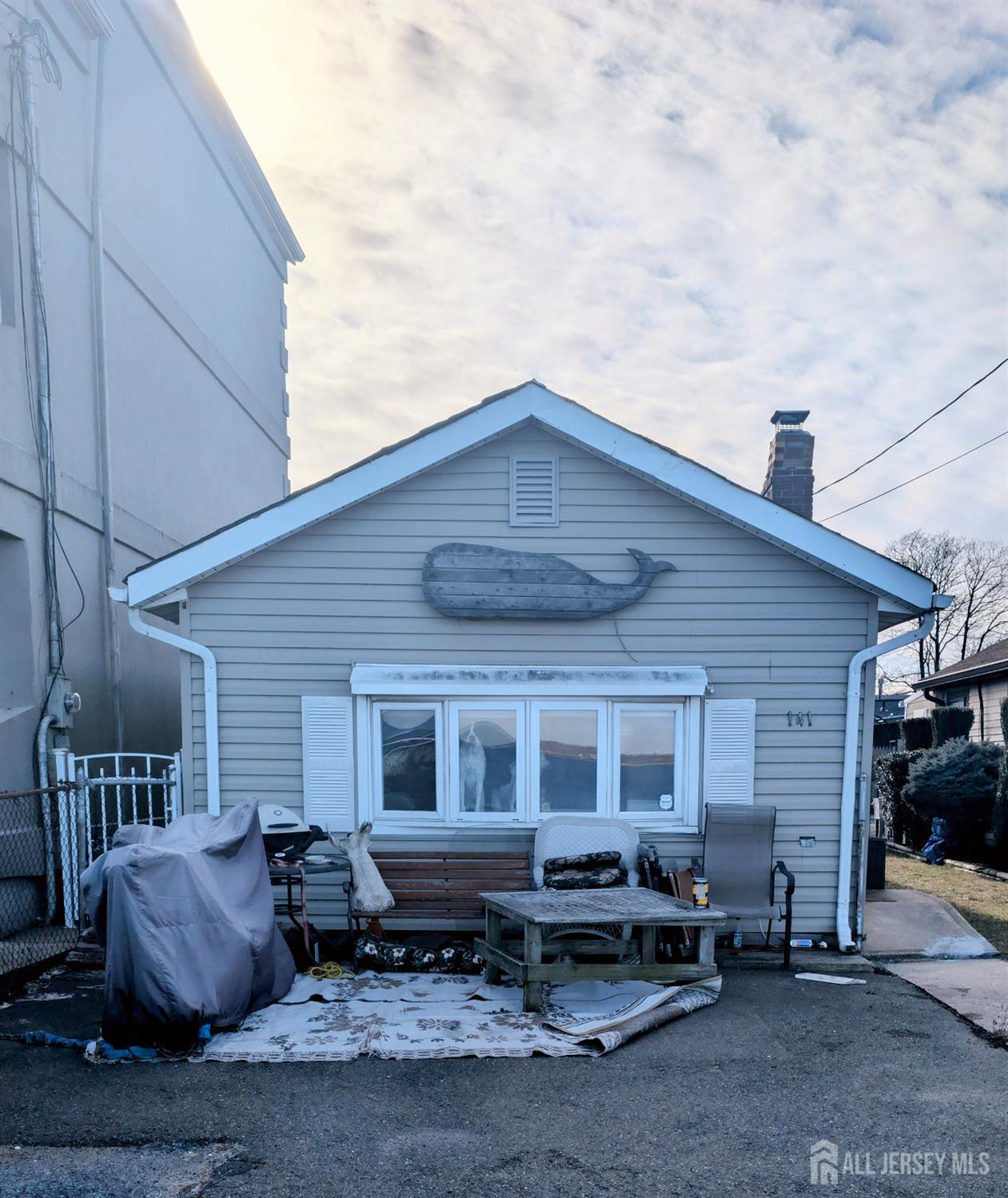 141 Shoreland Circle Image 1