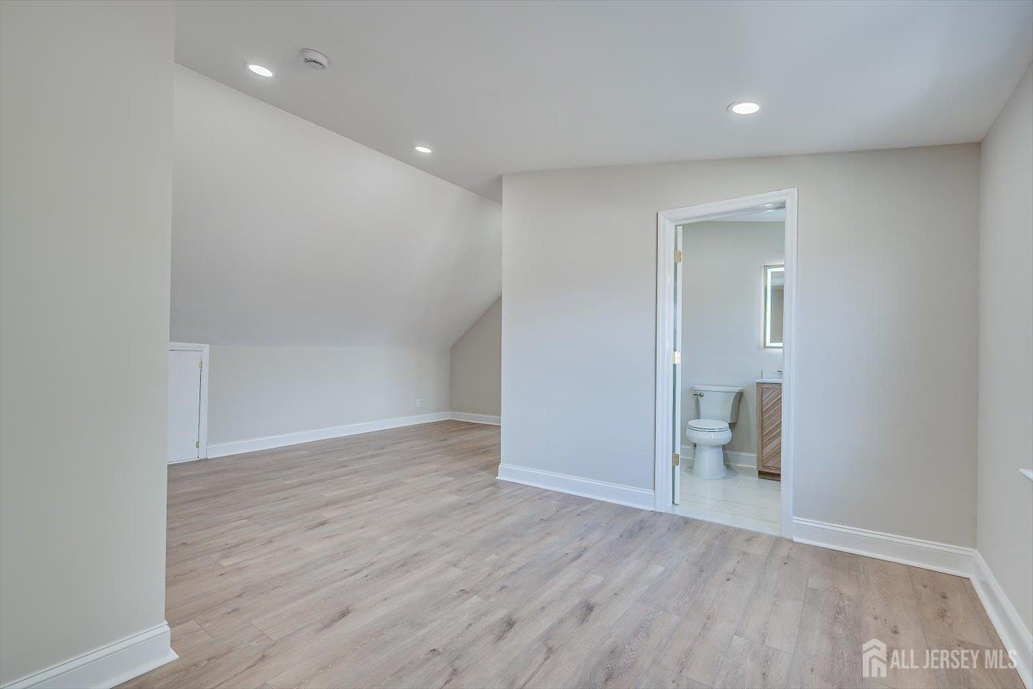 35 Kendall Drive, Sayreville, NJ, 08859 image 37