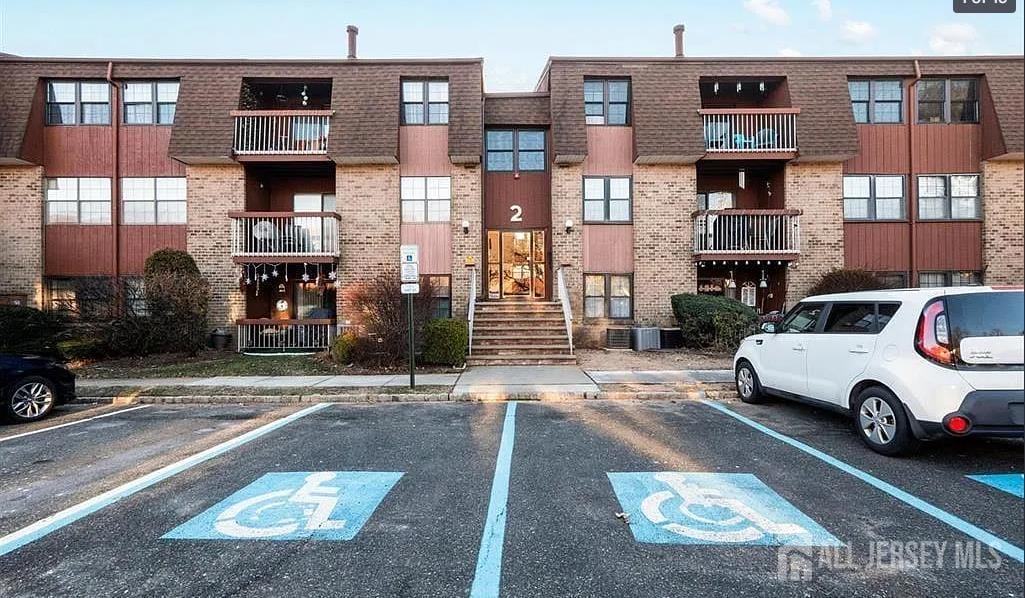 23-C powderhorn Court Image 1