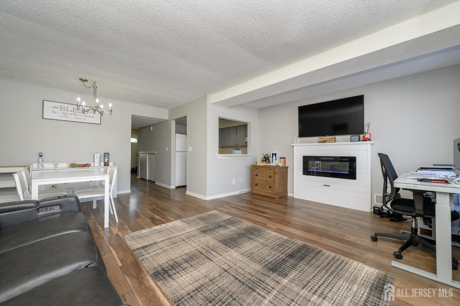 17 Inwood Terrace Image 4