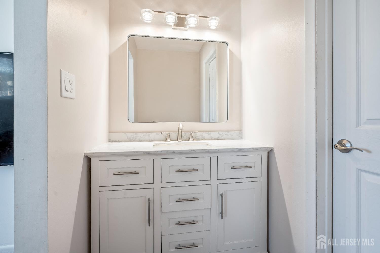 424 Middlewood Road, Middletown, NJ, 07748 image 10