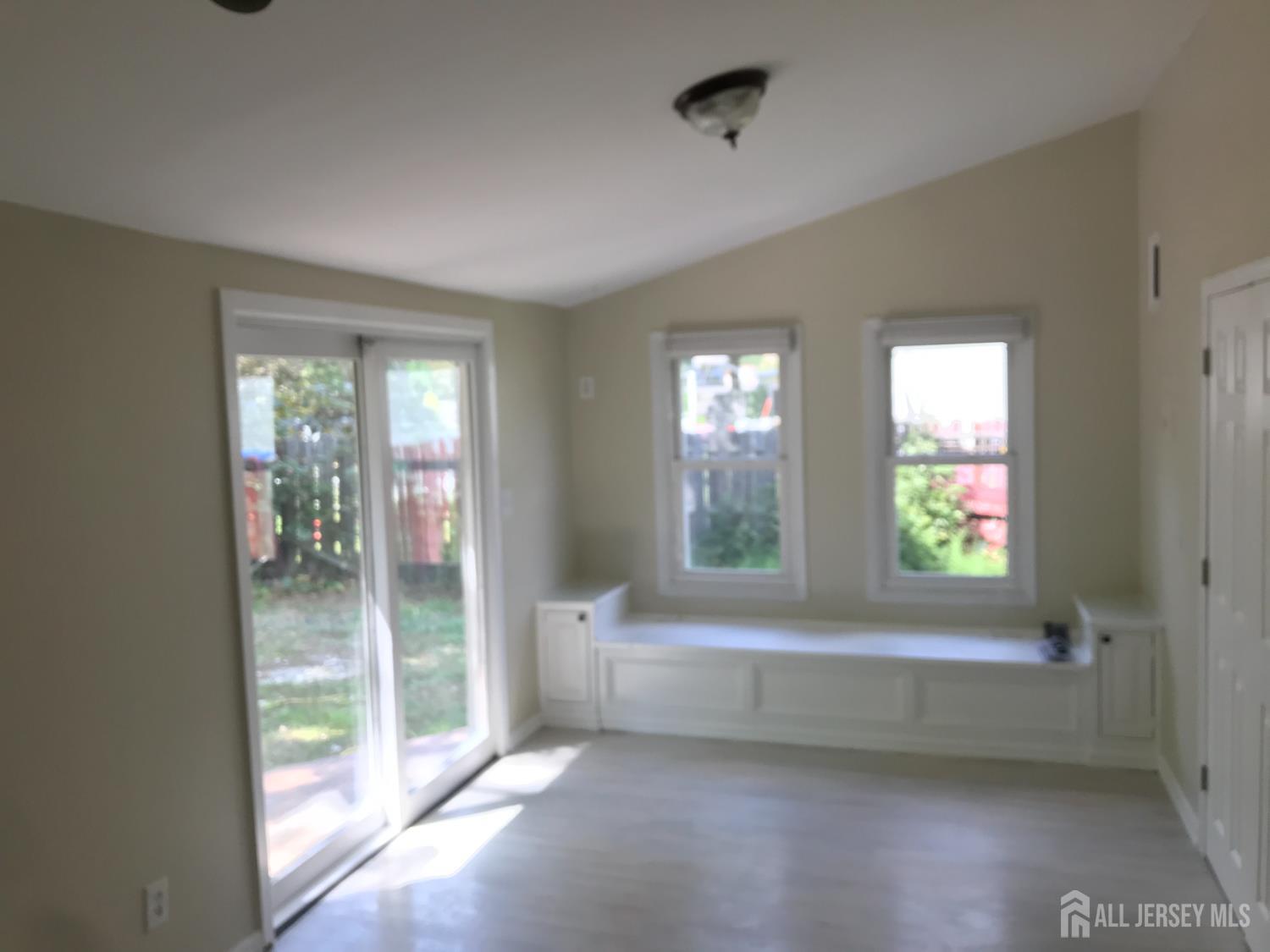 233 Leeward Road Image 4