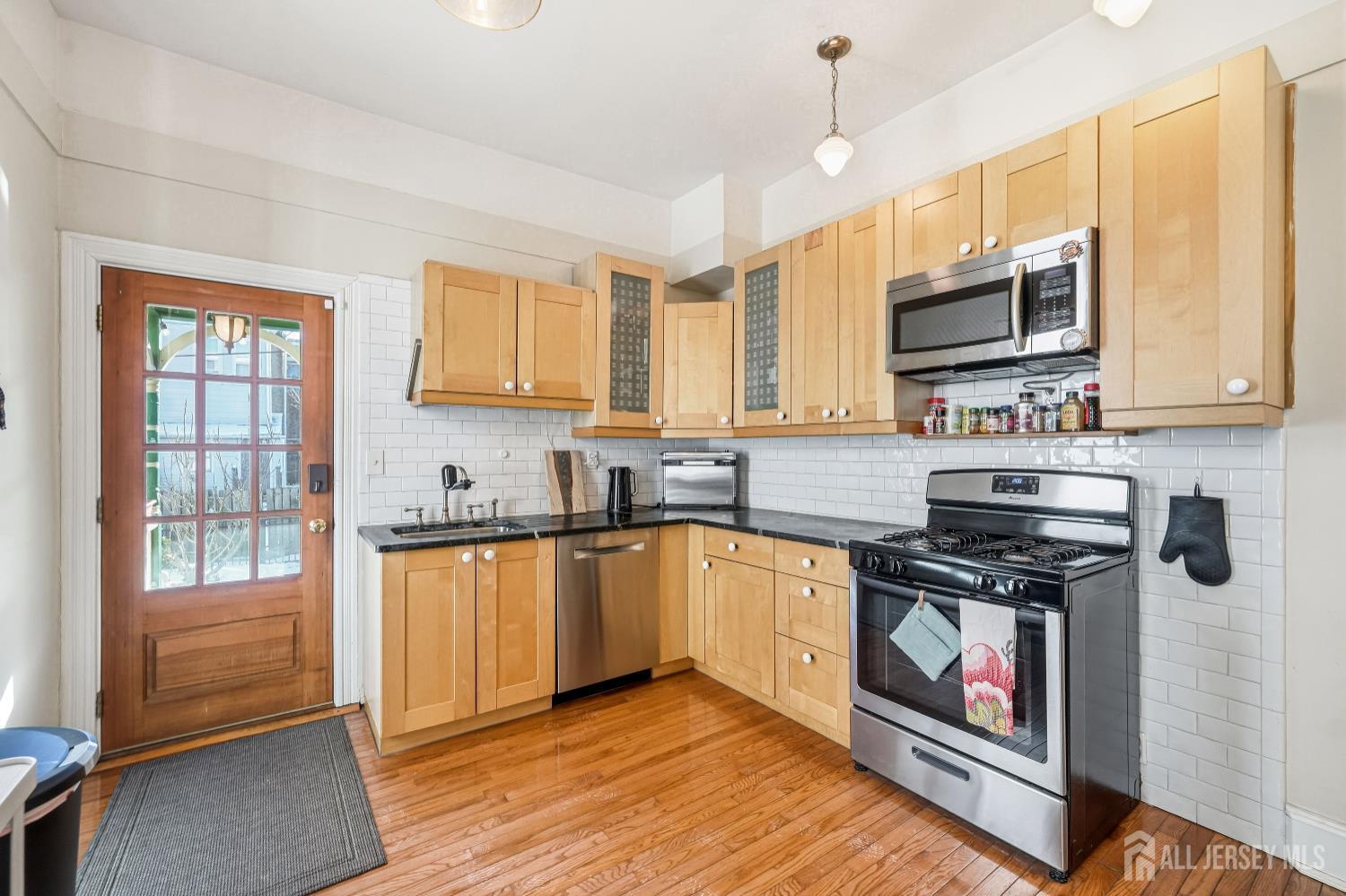 346 E Union Street, Burlington City, NJ, 08016 image 17