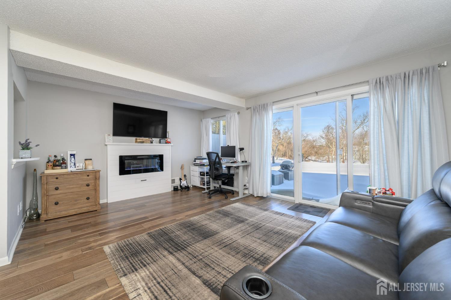 17 Inwood Terrace Image 3