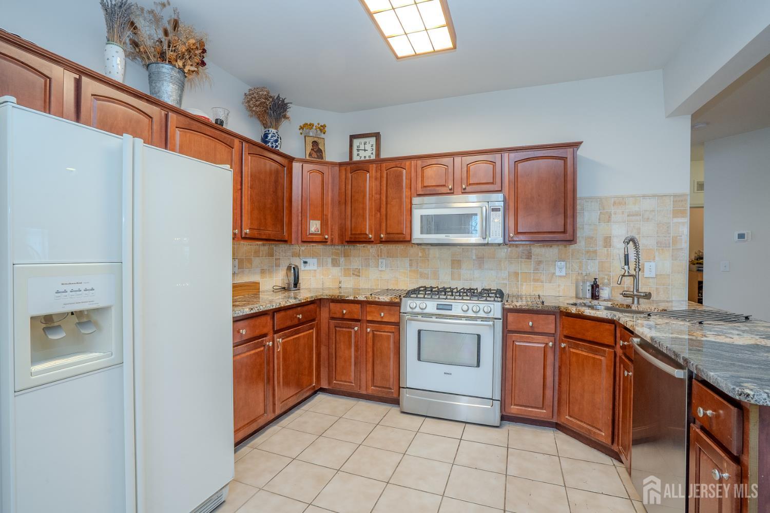 6 Barlow Court Image 4