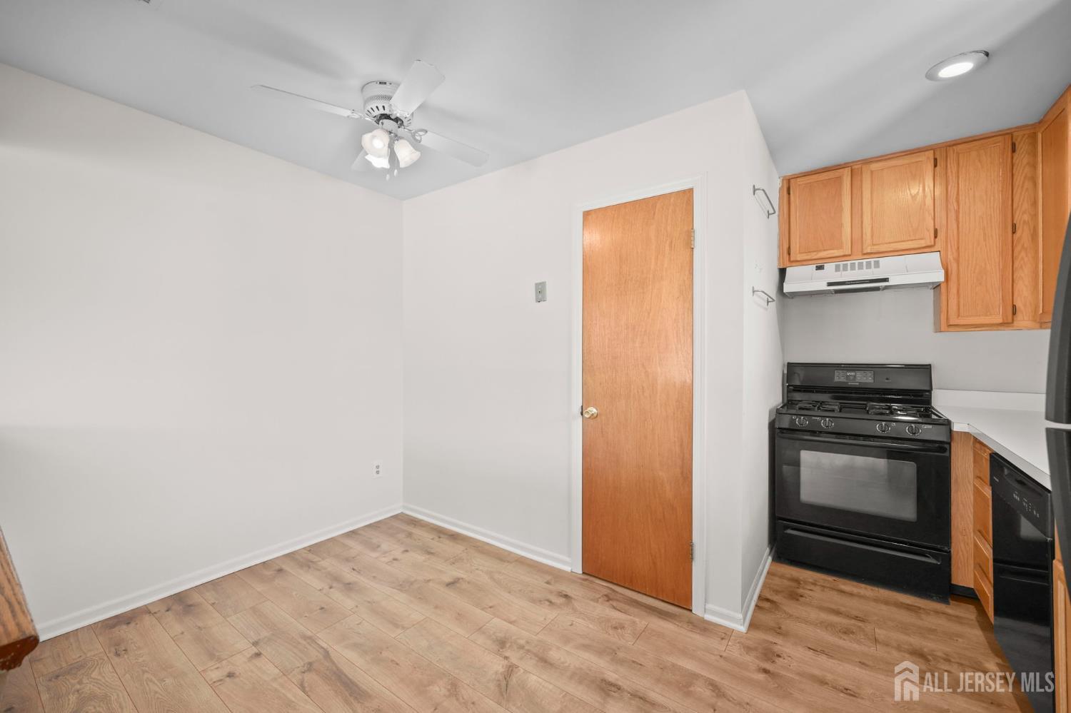 4116 Birchwood Court, North Brunswick, NJ, 08902 image 6