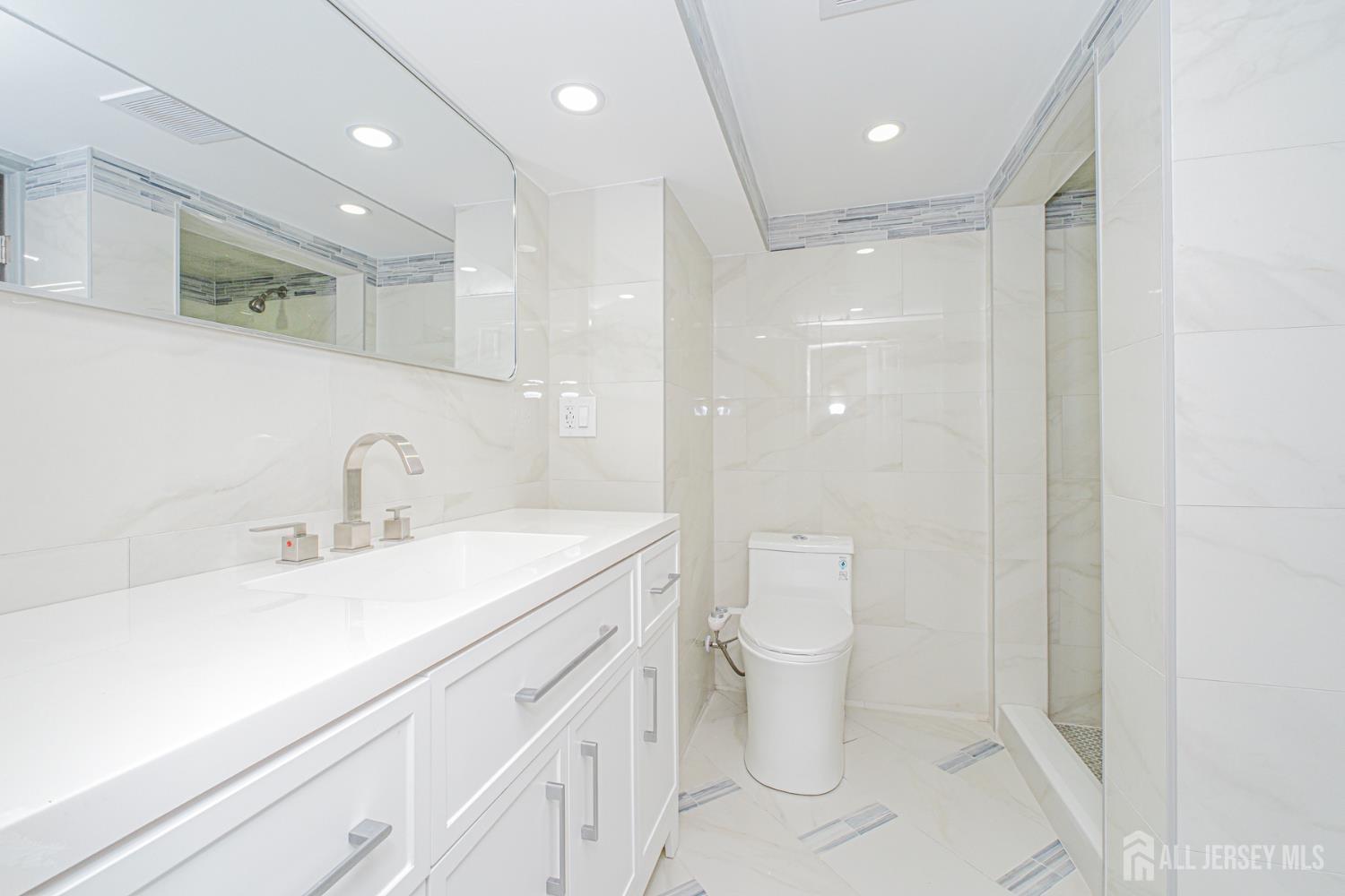 13 Outlook Avenue, Sayreville, NJ, 08876 image 26