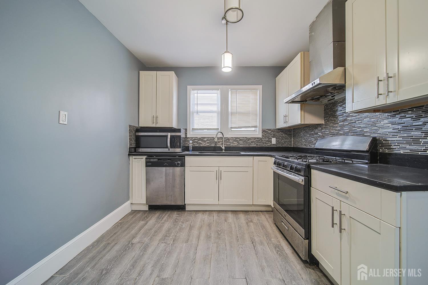 9 Rolfe Avenue Image 5