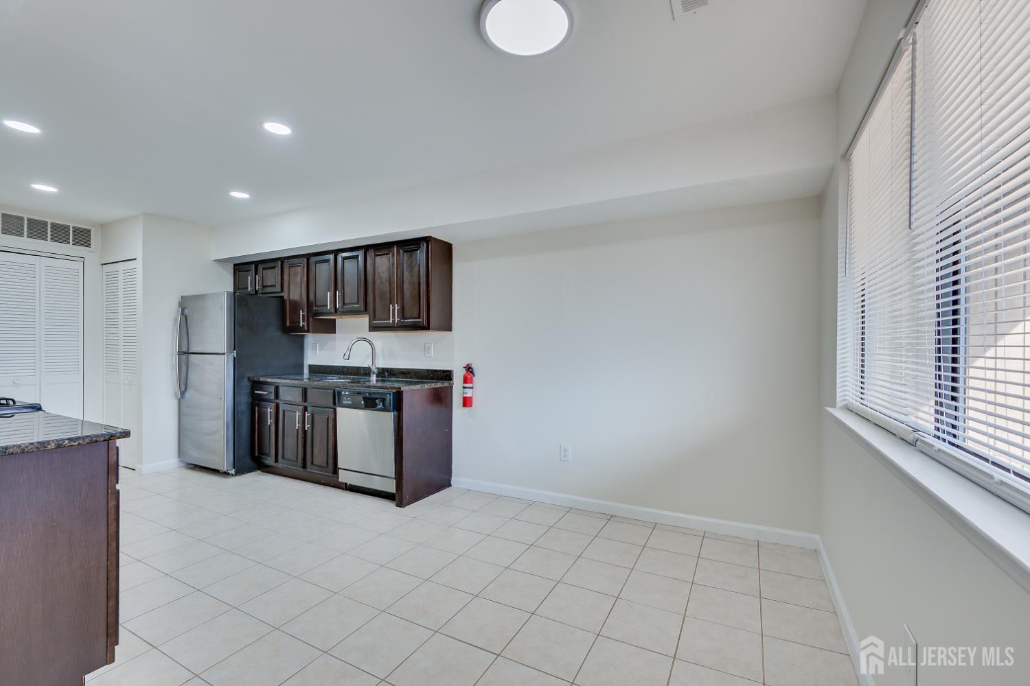 1314 Edison Glen Terrace, Edison, NJ, 08837 image 9