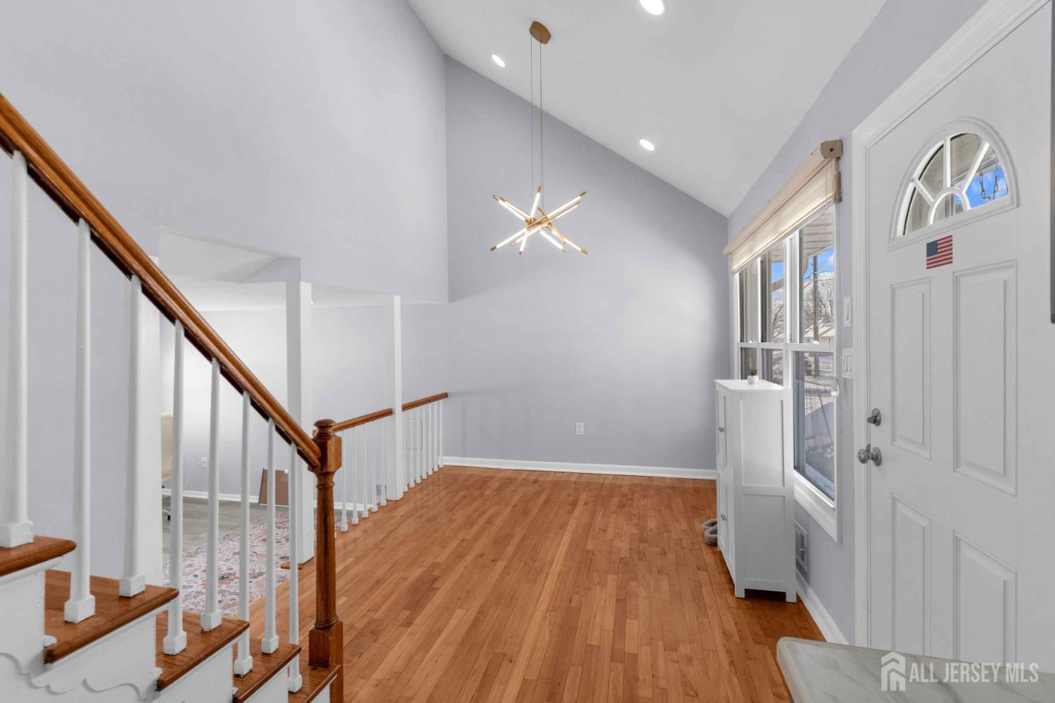 160 Brown Avenue Image 3