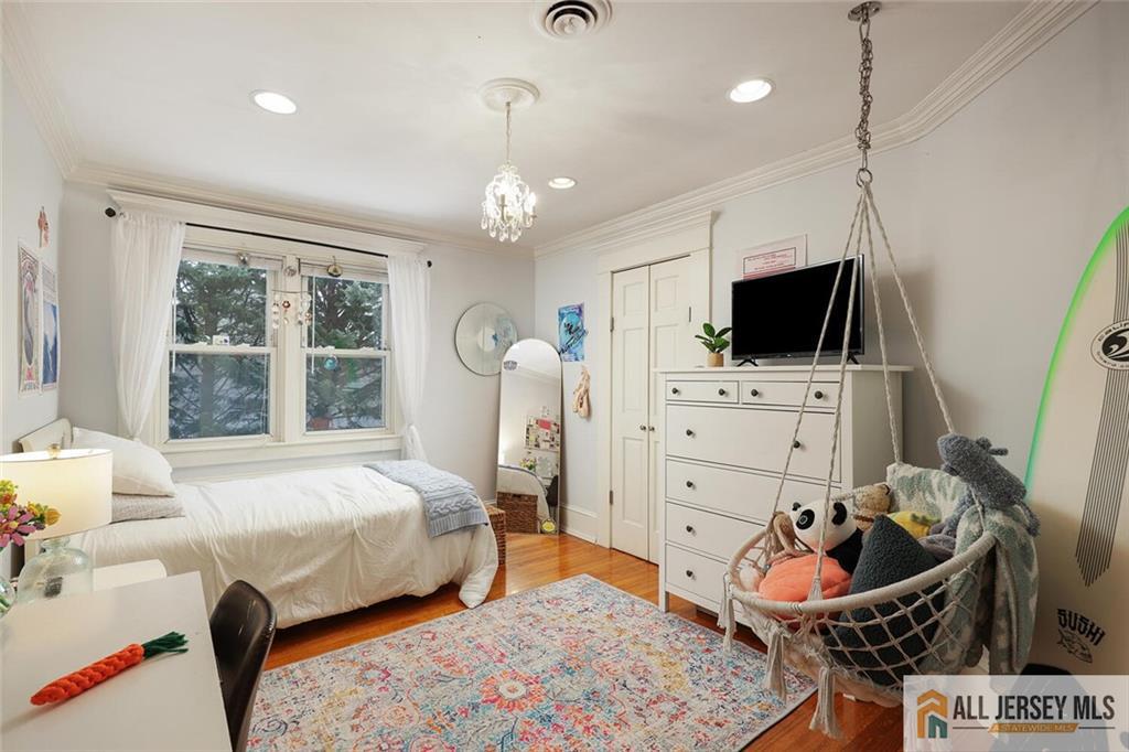 25 Beverly Court, Metuchen, NJ, 08840 image 18