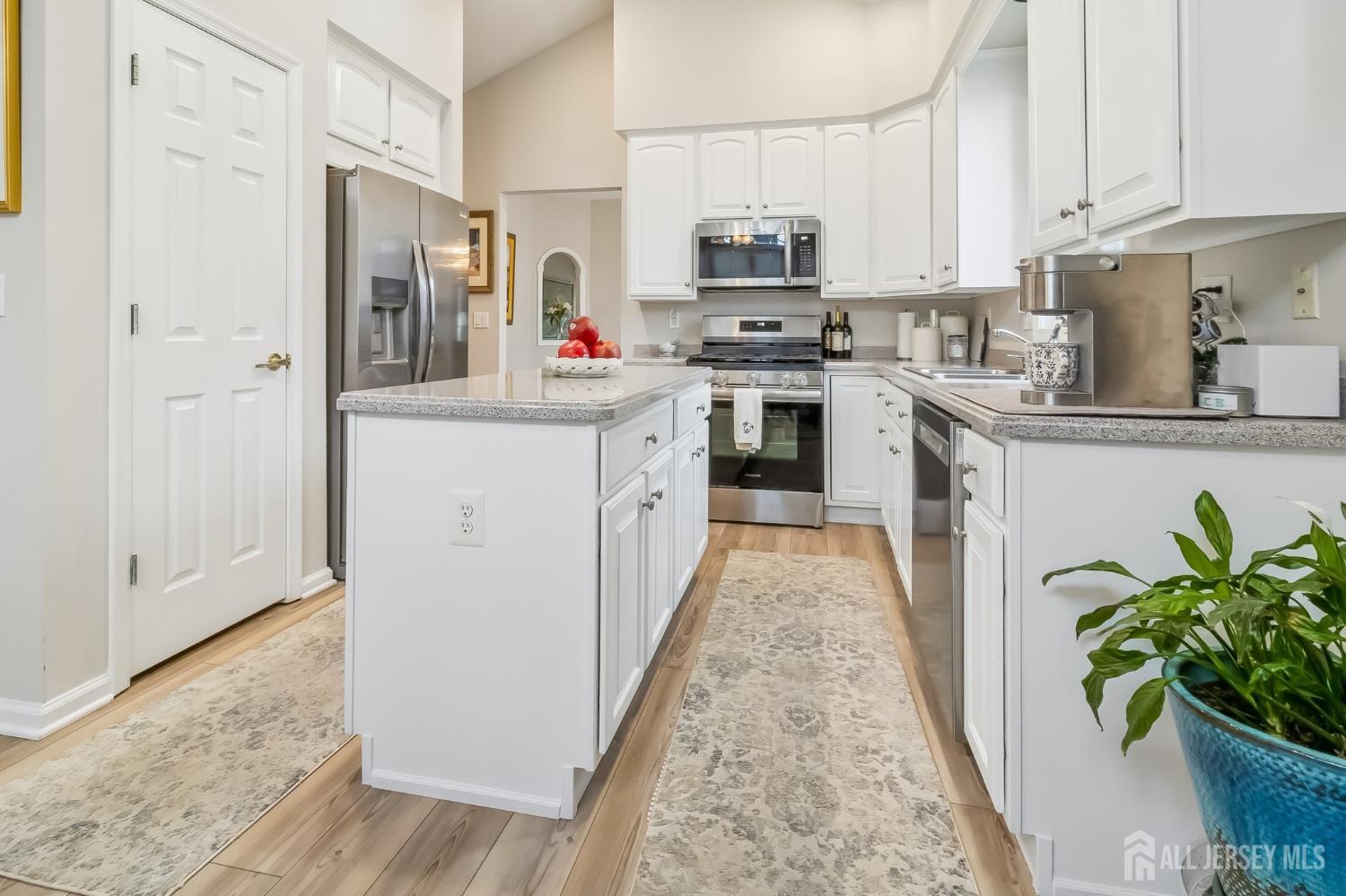 4 Trent Road, Monroe, NJ, 08831 image 12