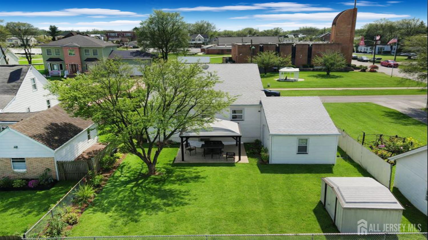 111 Kosciusko Avenue Image 5