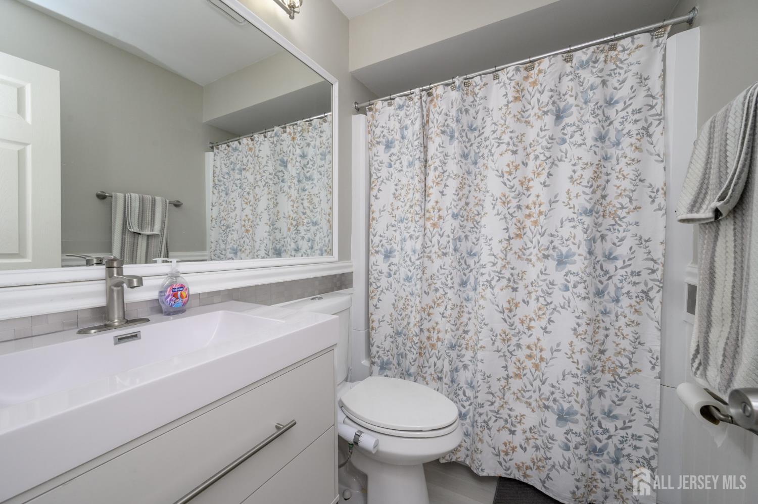 17 Inwood Terrace, Freehold, NJ, 07728 image 17