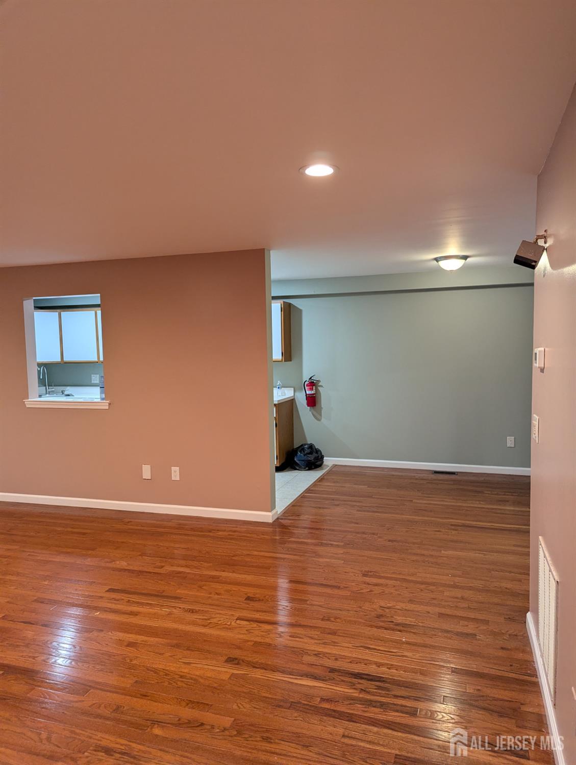 316 VENTNOR Court, Piscataway, NJ, 08854 image 14