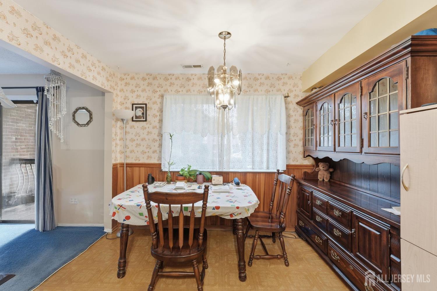 307 Edison Glen Terrace Image 5