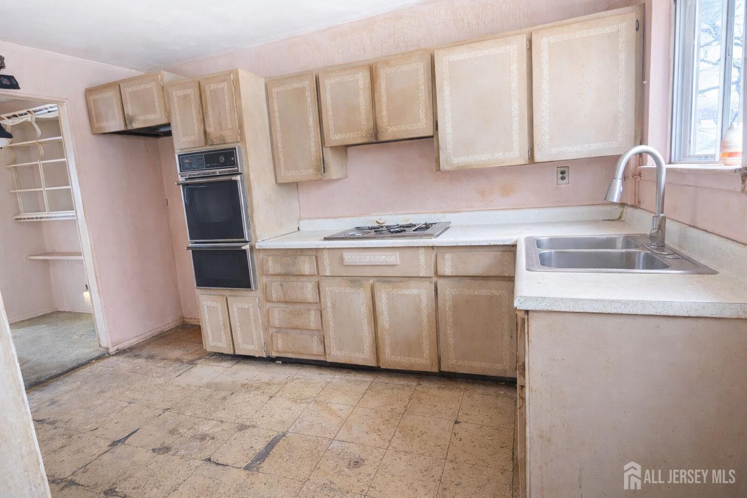 106 Athens Avenue, South Amboy, NJ, 08879 image 6