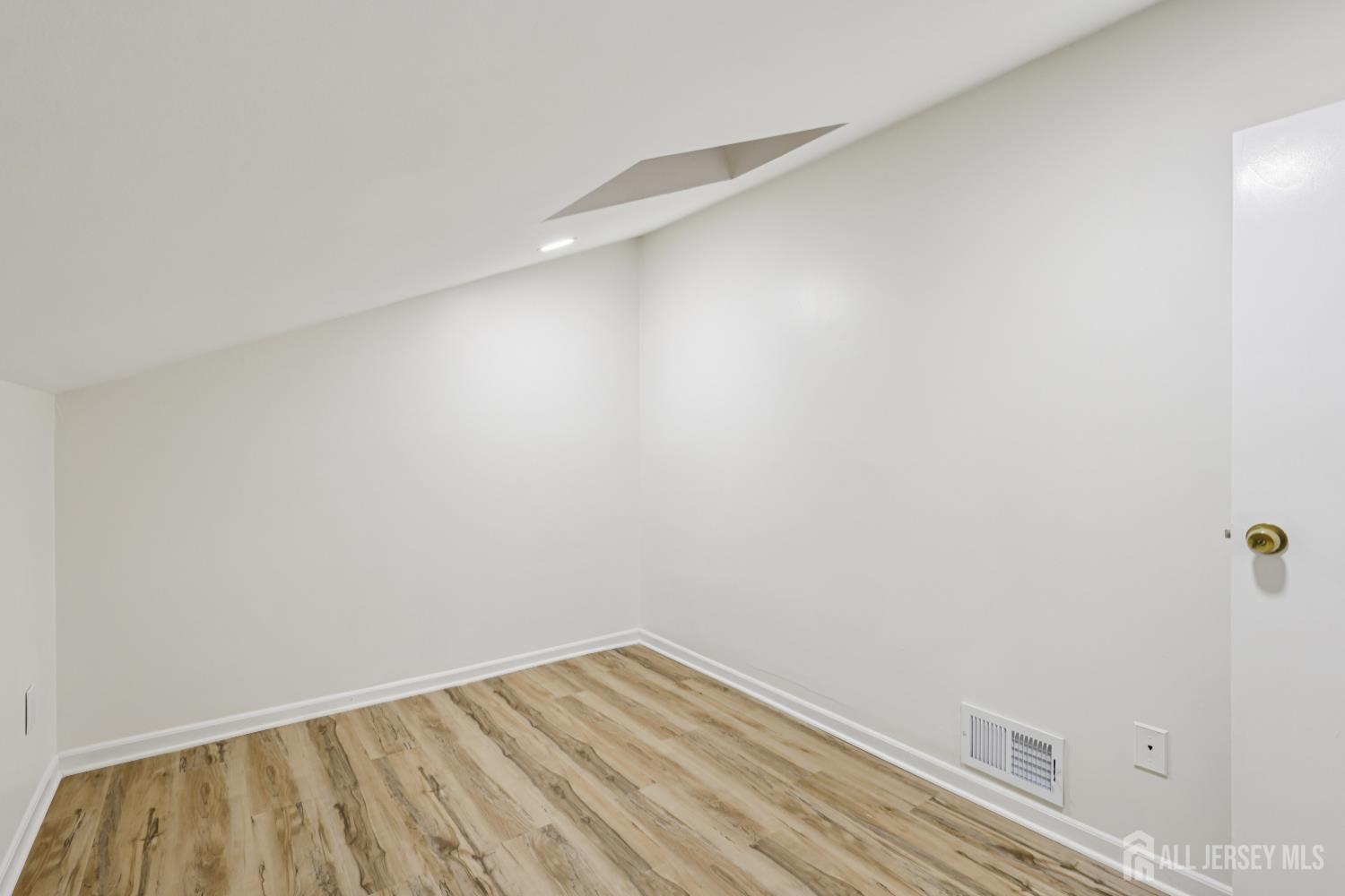 21 Wellington Court, Sayreville, NJ, 08872 image 24