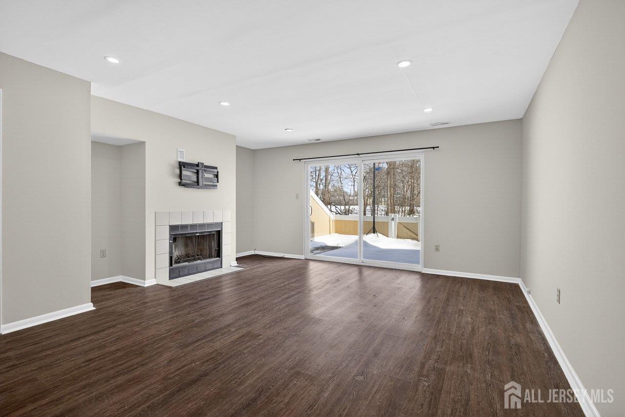 191 Hampshire Drive Image 2