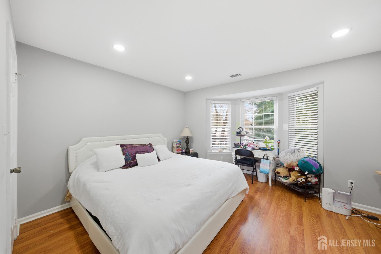 208 Blew Court, East Brunswick, NJ, 08816 image 14