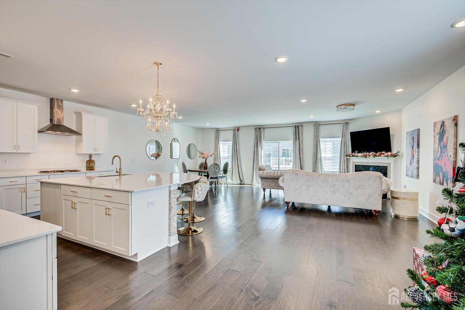 1001 Navigator Avenue Image 5