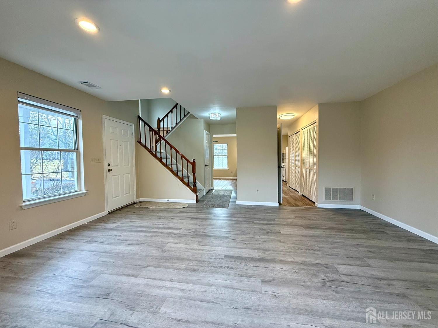 384 Inwood Court, Franklin, NJ, 08873 image 6