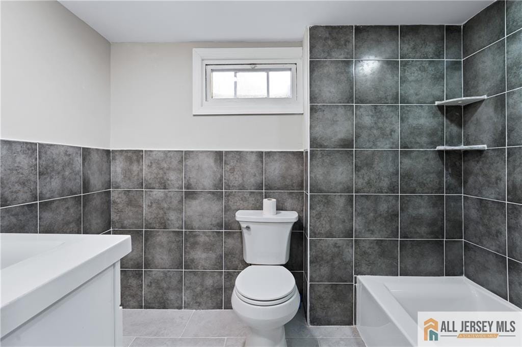 27 Eagle Street Image 1