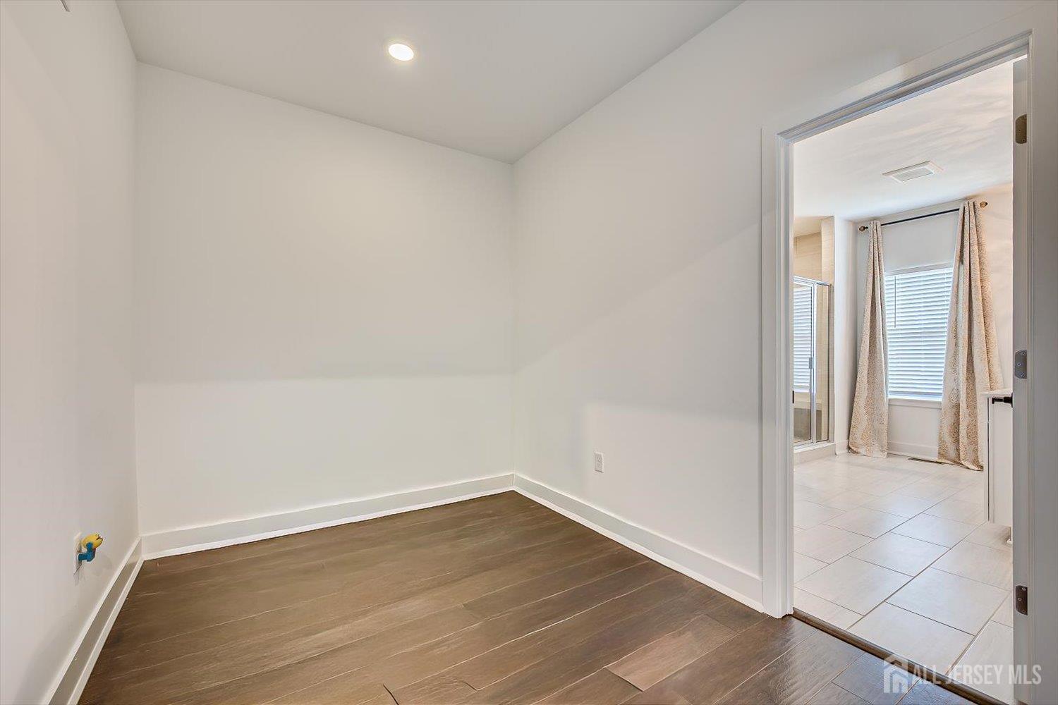 1001 Navigator Avenue, Marlboro, NJ, 07746 image 31